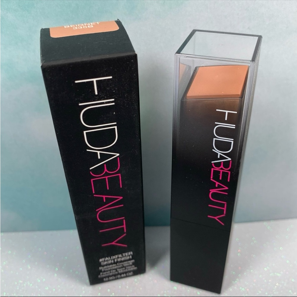Huda Beauty Foundation Stick Beignet 335B BNIB